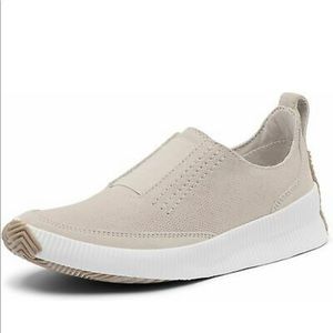 Sorel slip on sneakers size 8